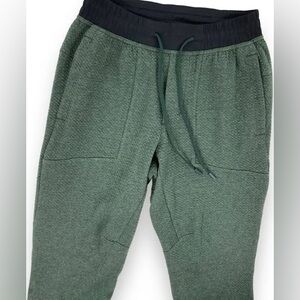 Lululemon men’s at ease jogger